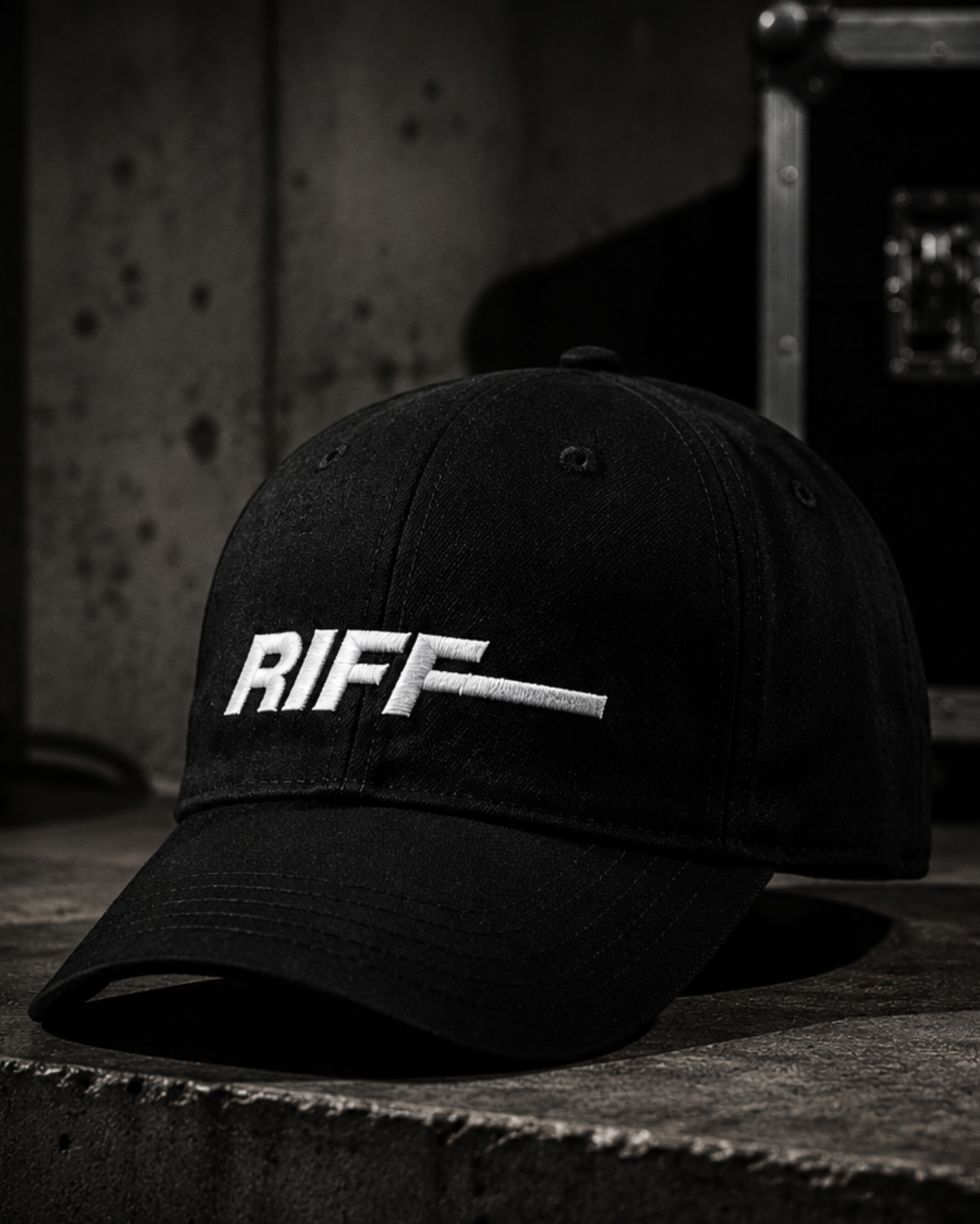 RIFF CAP 001 — Stagehand