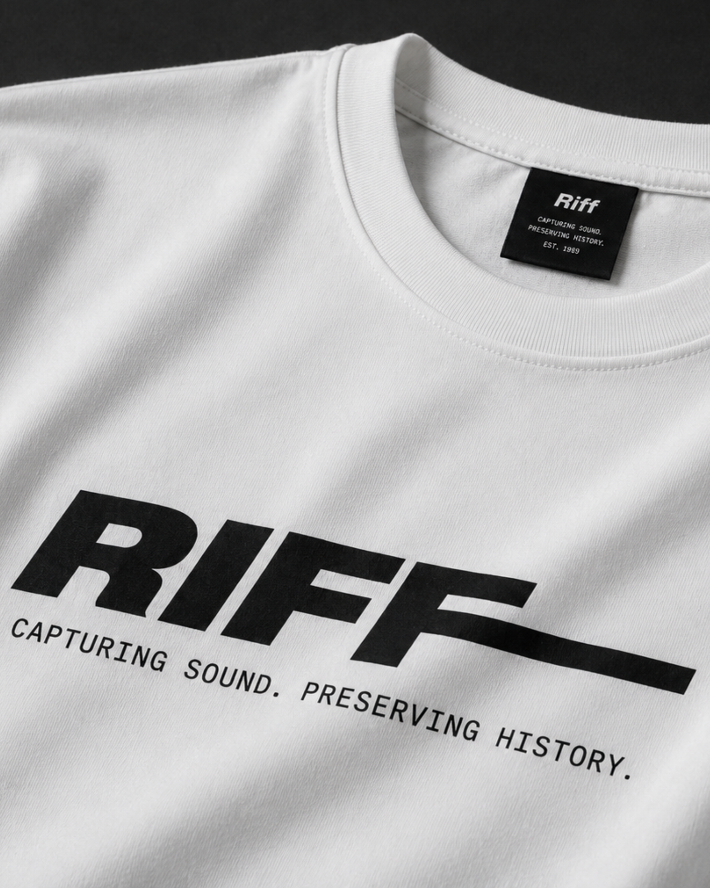 RIFF RF 004 — Signature