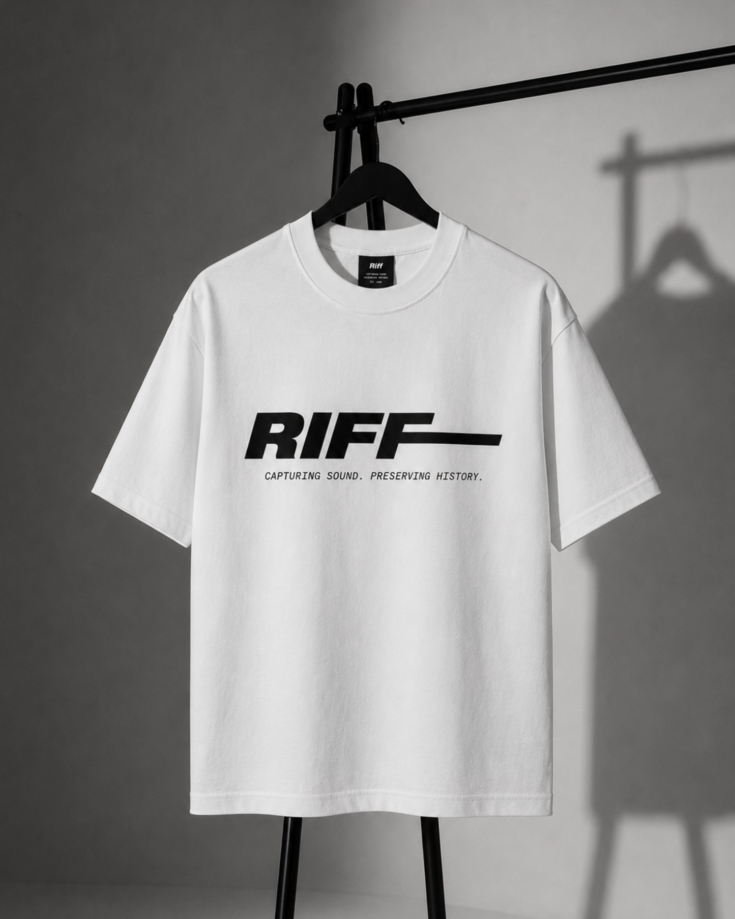 RIFF RF 004 — Signature